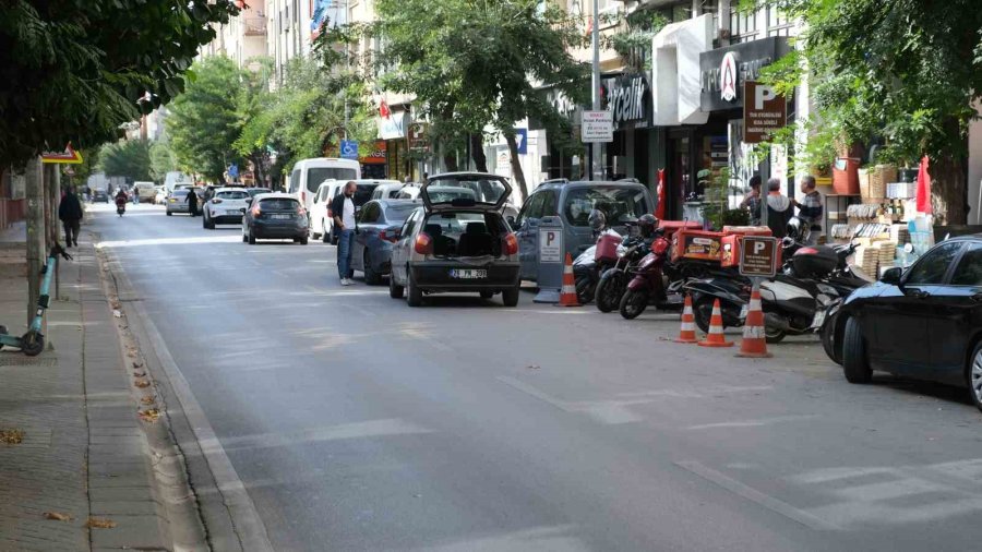 Eskişehir’deki Otopark Problemi Büyüyor