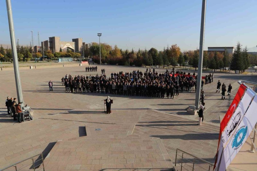 Niğde Ömer Halisdemir Üniversitesi’nde 10 Kasım Atatürk’ü Anma Etkinlikleri Düzenlendi