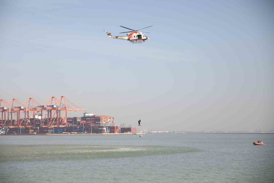 Mersin’de İlk Kez Düzenlenen ’uluslararası Akdeniz Su Sporları Festivali’ Coşkuyla Başladı