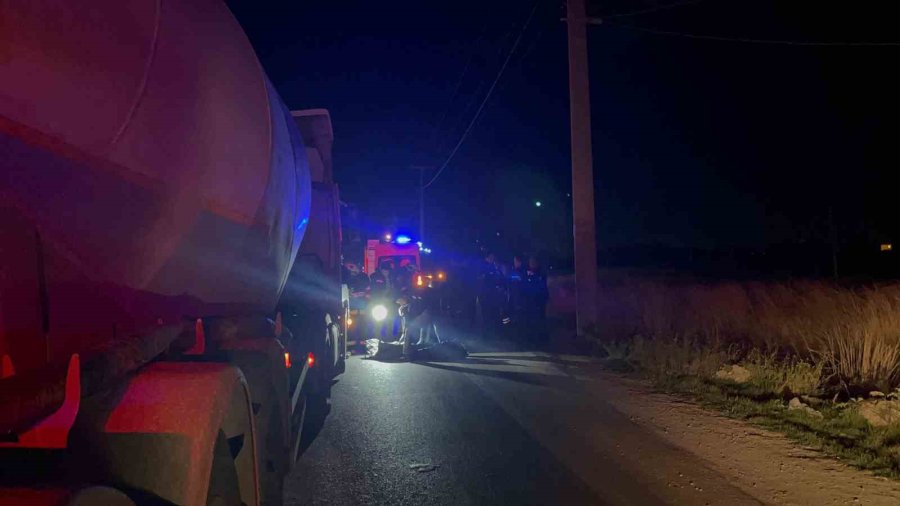 Beton Tankerinin Çarptığı Şahıs Hayatını Kaybetti