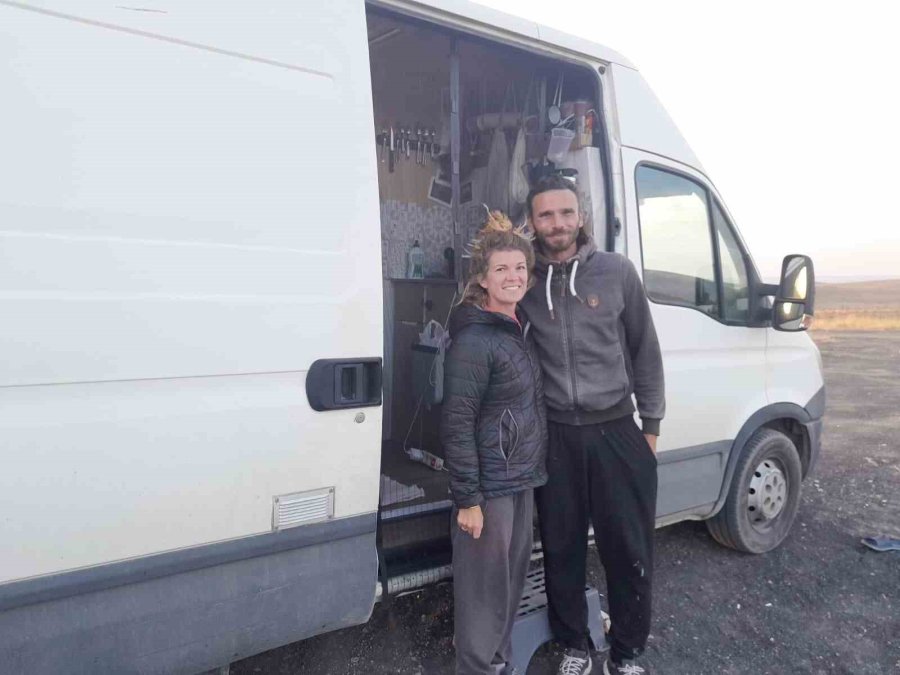 Çevre Dostu Fransız Turistler Meke Gölünde Kamp Yaptı