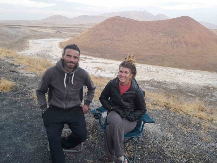 Çevre Dostu Fransız Turistler Meke Gölünde Kamp Yaptı