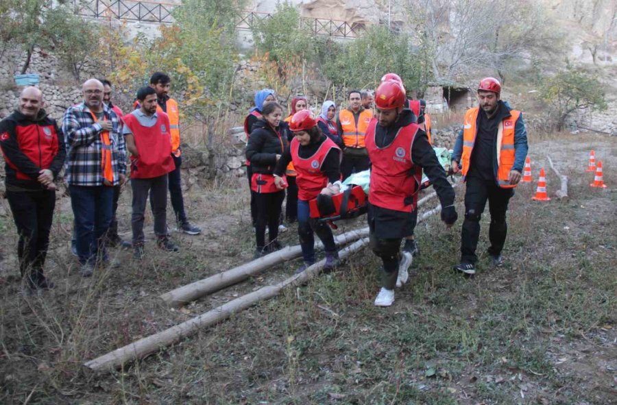 Kayseri’de Umke Ekipleri Muhtemel Afet Ve Kazalara Hazırlanıyor