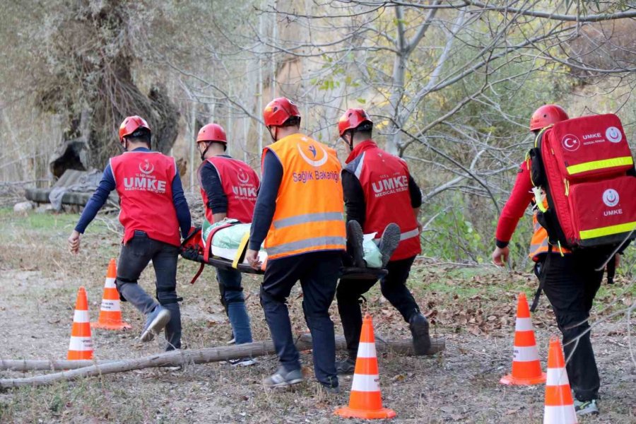 Kayseri’de Umke Ekipleri Muhtemel Afet Ve Kazalara Hazırlanıyor