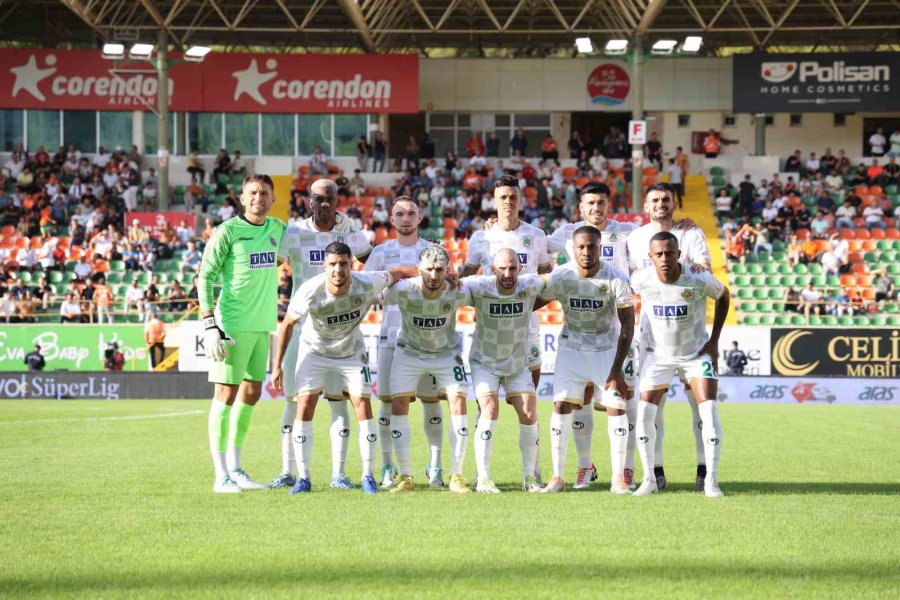 Trendyol Süper Lig: Corendon Alanyaspor: 0 - Gaziantep Fk: 3