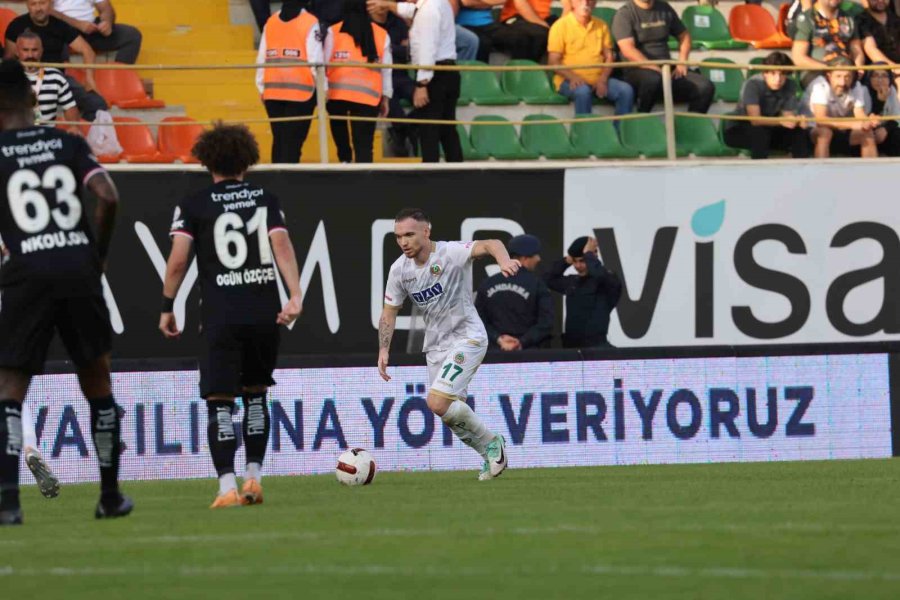 Trendyol Süper Lig: Corendon Alanyaspor: 0 - Gaziantep Fk: 3