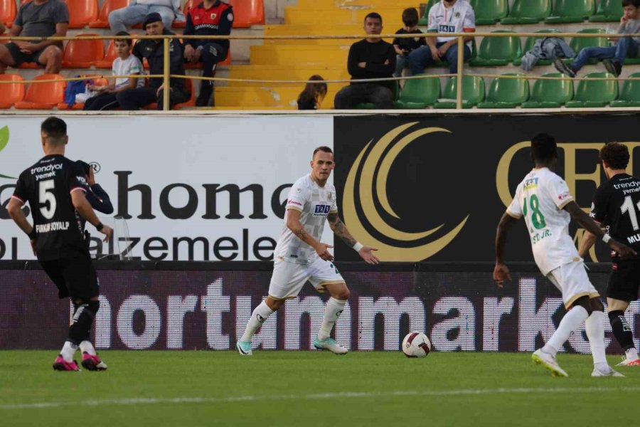 Trendyol Süper Lig: Corendon Alanyaspor: 0 - Gaziantep Fk: 3