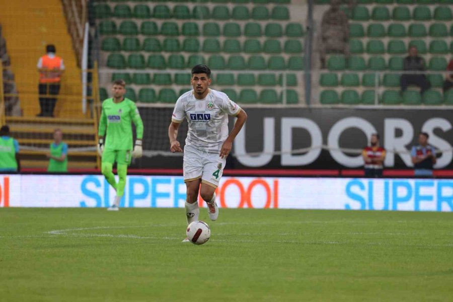 Trendyol Süper Lig: Corendon Alanyaspor: 0 - Gaziantep Fk: 3