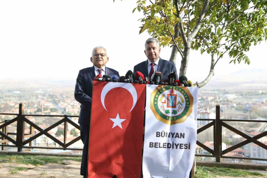 Başkan Büyükkılıç’tan Cam Terasta "birlik Ve Beraberlik" Mesajı