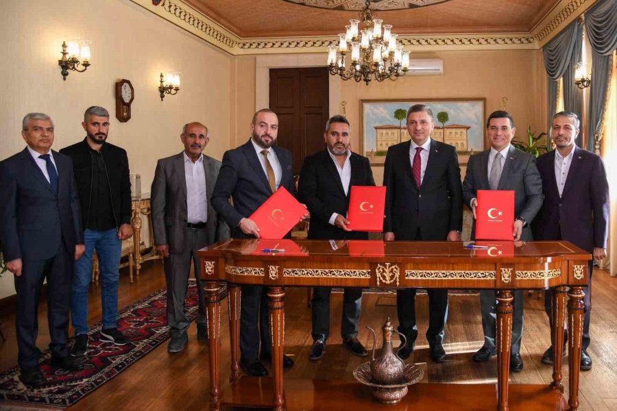 Antalya Valiliği’nden Çifte Protokol