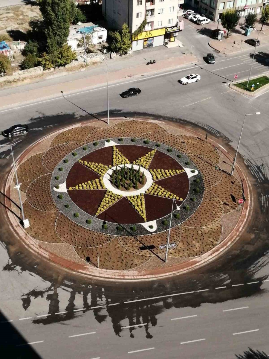 Büyükşehir, İlkbahar Ve Sonbaharda 2 Milyon 240 Bin Çiçek Dikti