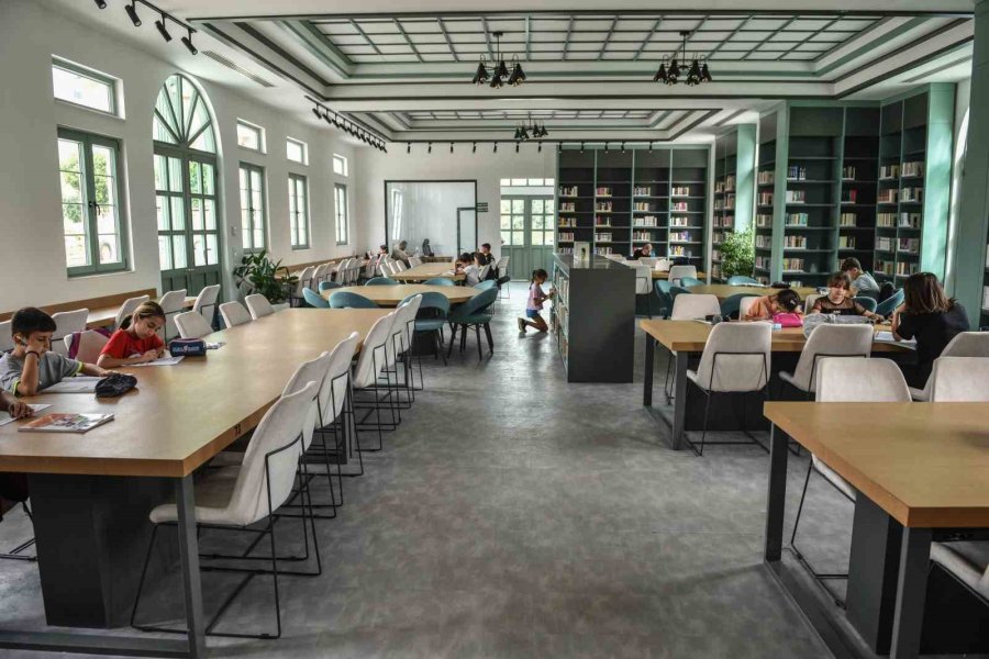 Kepez’in Kütüphanelerini Öğrenciler Çok Sevdi