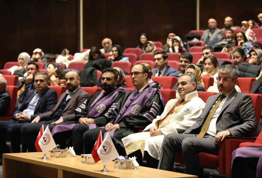 Erü Diş Hekimliği Fakültesi’nde Önlük Giyme Töreni Düzenlendi