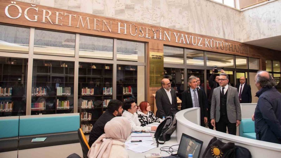 Selçuk Üniversitesi Edebiyat Fakültesine Kazandırılan Birimlerin Açılışı Yapıldı