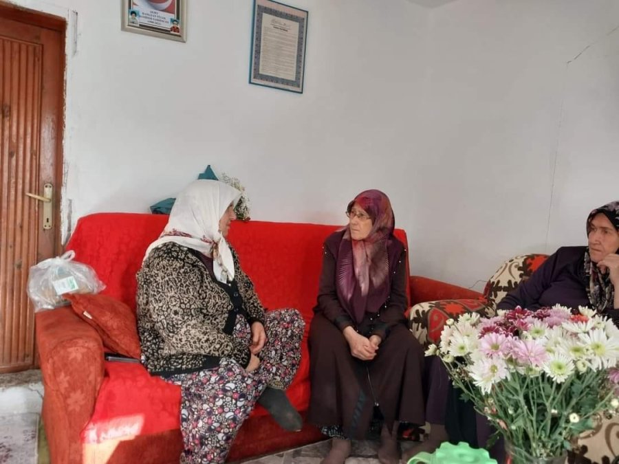 Şehit Annesi Topsakaloğlu: "ne Mutlu Ki Bizler Şehit Annesiyiz"