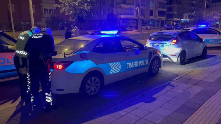 Drift Atarken 2. Kez Alkollü Yakalanan Sürücüden, “2 Bardak İçtim” İtirafı