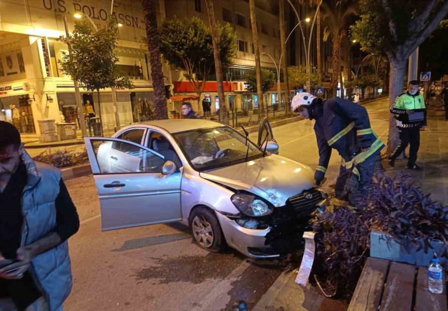 Alkollü Şekilde Direksiyon Başına Geçti, Ortalığı Savaş Alanına Çevirdi