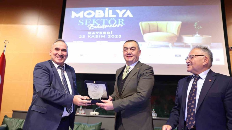 Ak Parti Genel Başkanvekili Elitaş: “ekonominin Bir Dengeyle Devam Etmesi Gerekir”