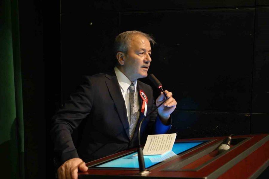 Niğde’de 24 Kasım Öğretmenler Günü Etkinliklerle Kutlandı