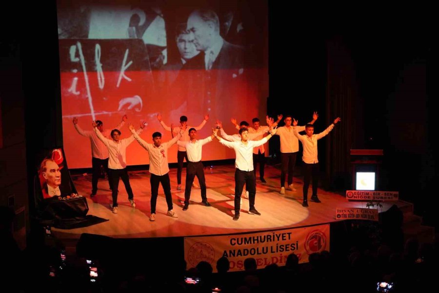 Niğde’de 24 Kasım Öğretmenler Günü Etkinliklerle Kutlandı