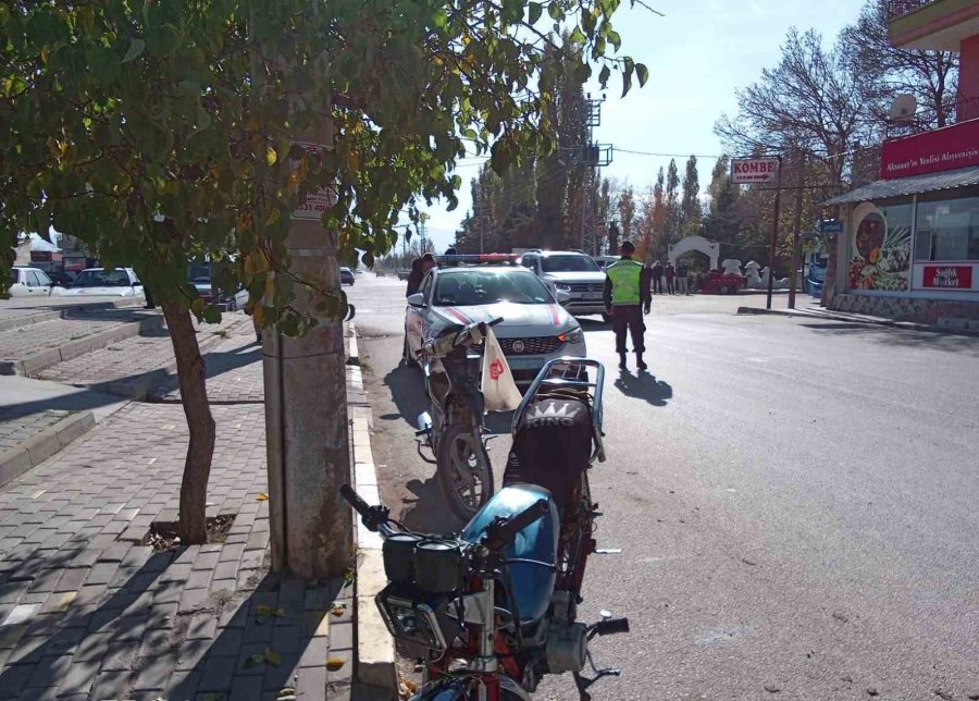 Aksaray’da Jandarma Ekiplerinden Motosiklet Denetimi