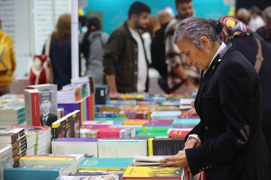 13. Antalya Kitap Fuarı Açıldı