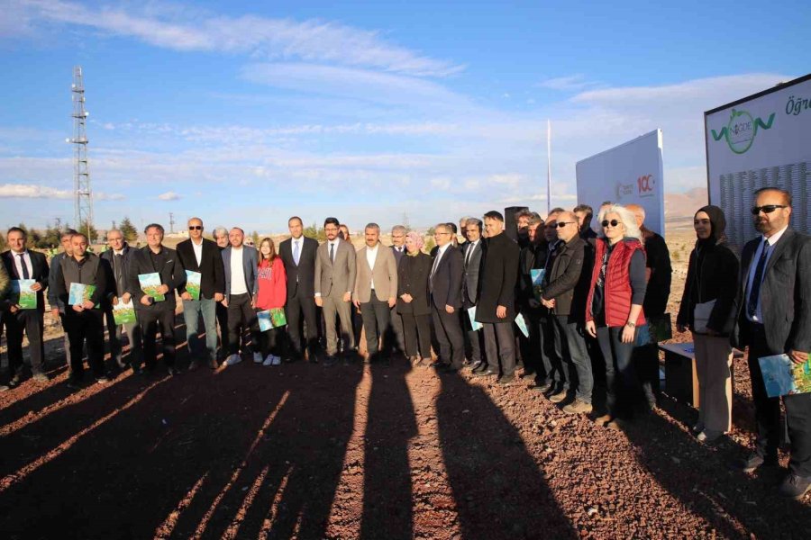 Niğde Belediyesi’nden Öğretmenlere Anlamlı Hediye