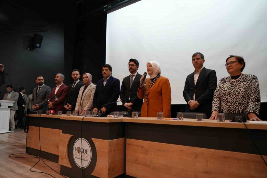 Niğde’de Ak Parti Temayül Yoklaması Başladı