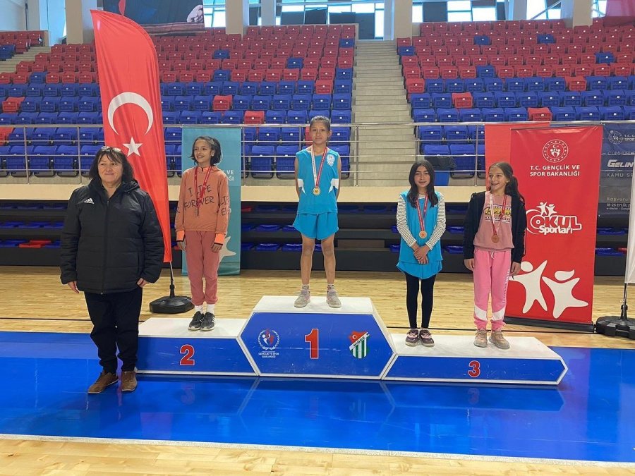 Niğde Okul Sporları Kros Müsabakaları Sona Erdi
