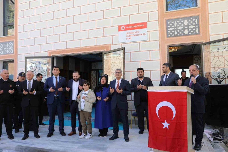 Niğde’de Hayırsever Tarafından Yaptırılan Cami İbadete Açıldı