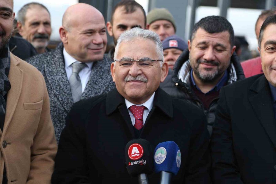 Büyükkılıç, İç Anadolu’nun En Büyük Canlı Hayvan Borsası Ve Pazar Yeri’ni Ziyaret Etti