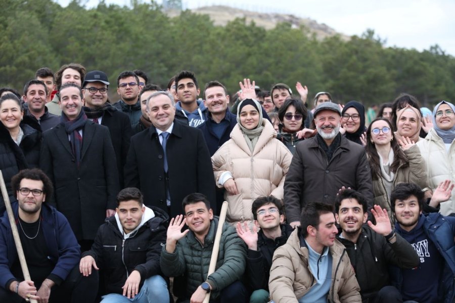 Başkan Çolakbayrakdar: “gelecek İçin Yapılacak En Önemli Yatırım Ağaç Dikmektir”
