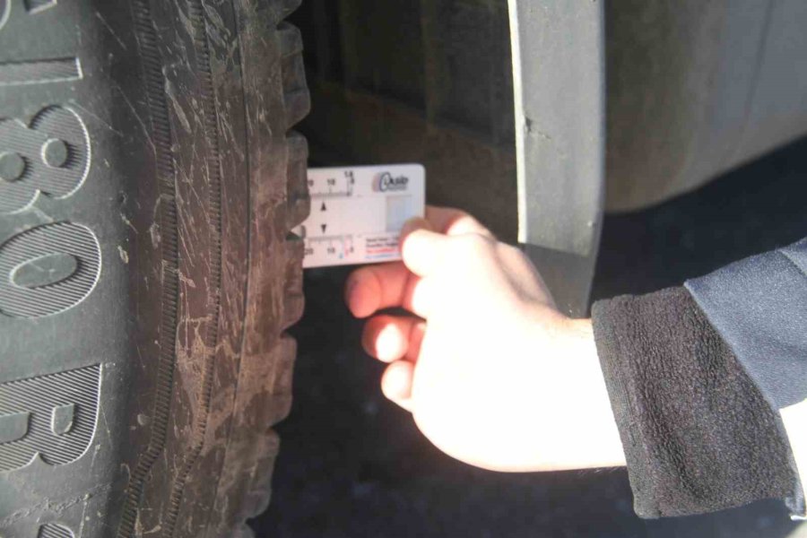 Beyşehir’de Zorunlu Kış Lastiği Denetimleri