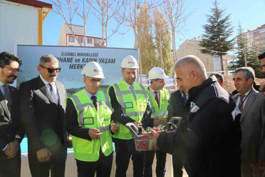 Gençlik Ve Kadın Yaşam Merkezi Temeli Düzenlenen Törenle Atıldı