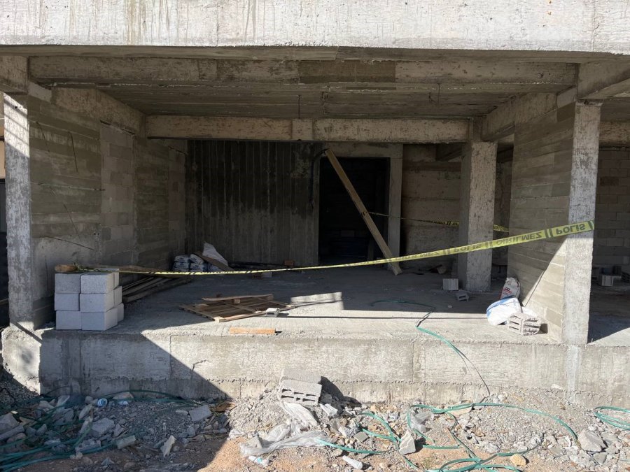 İnşaatta Merdiven Boşluğuna Düşen Kalıp Ustası Hayatını Kaybetti