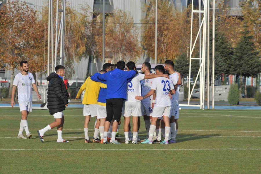 Tff 3. Lig: Talasgücü Belediyespor: 1- Küçükçekmece Sinopspor: 2