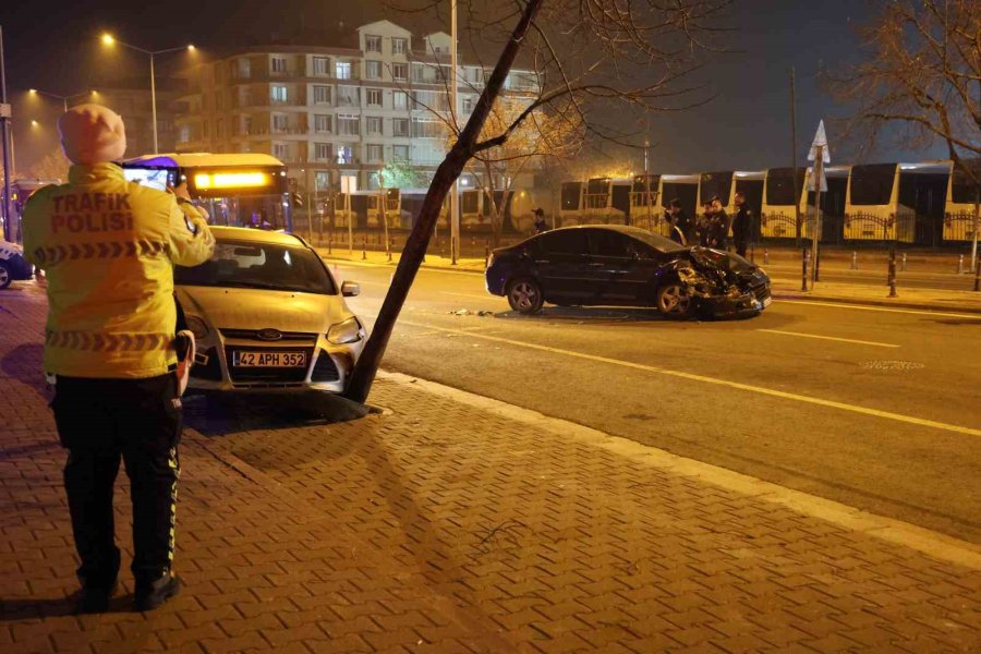 Konya’da Kaza Yapan Otomobilin Çalındığı Ortaya Çıktı