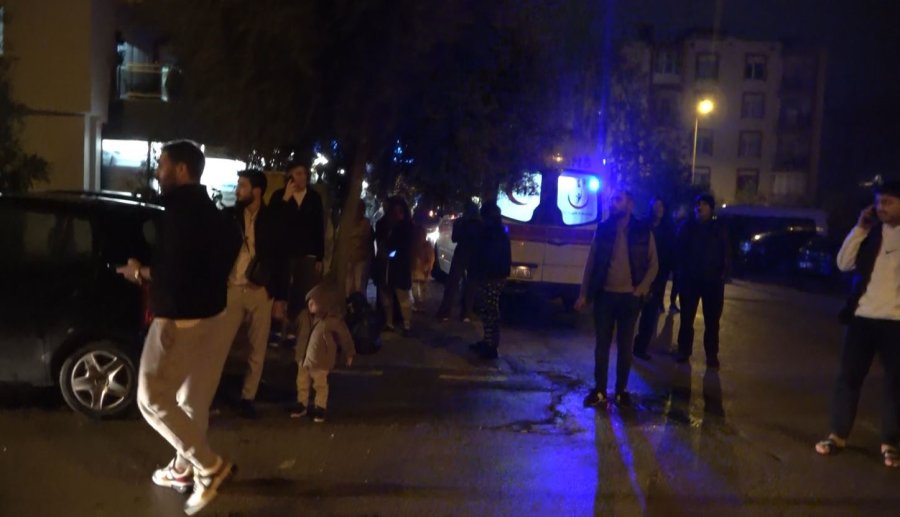 Alev Alev Yanan Daire, İtfaiye Erinin Hızlı Müdahalesiyle Söndürüldü