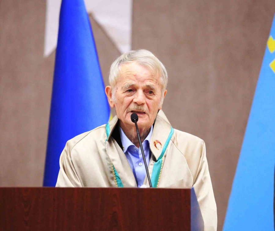 Kırım Tatar Halkının Milli Lideri Kırımoğlu’na Konya’da Fahri Doktora Verildi