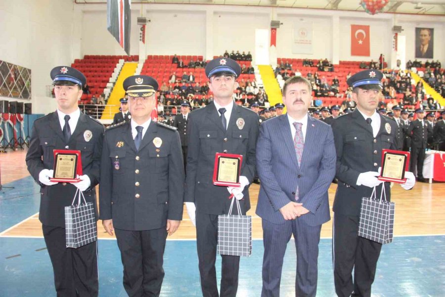 Karaman Pomem’de 373 Polis Adayı Mezun Oldu