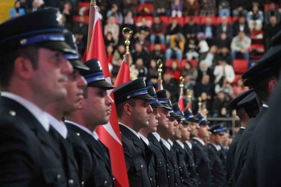 Karaman Pomem’de 373 Polis Adayı Mezun Oldu