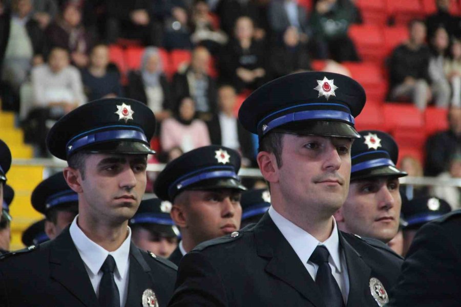 Karaman Pomem’de 373 Polis Adayı Mezun Oldu