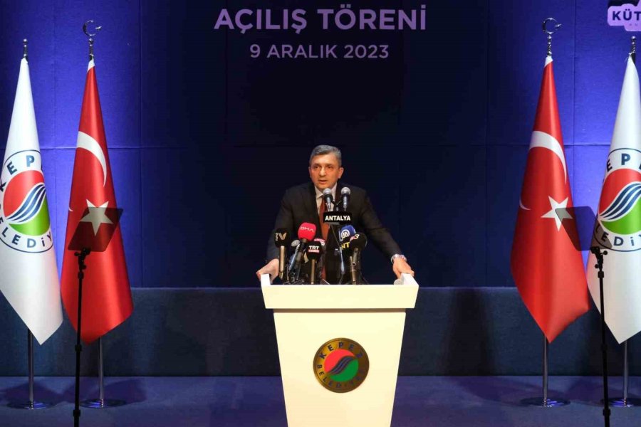 Akdeniz’in En Büyük Kütüphanesi, Bakan Ersoy’un Katılımıyla Açıldı