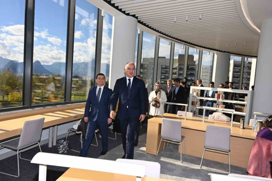 Akdeniz’in En Büyük Kütüphanesi, Bakan Ersoy’un Katılımıyla Açıldı