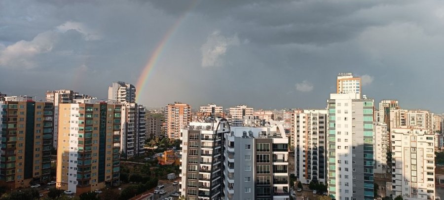 Mersin’de Yağmur Sonrası Gökkuşağı Şöleni