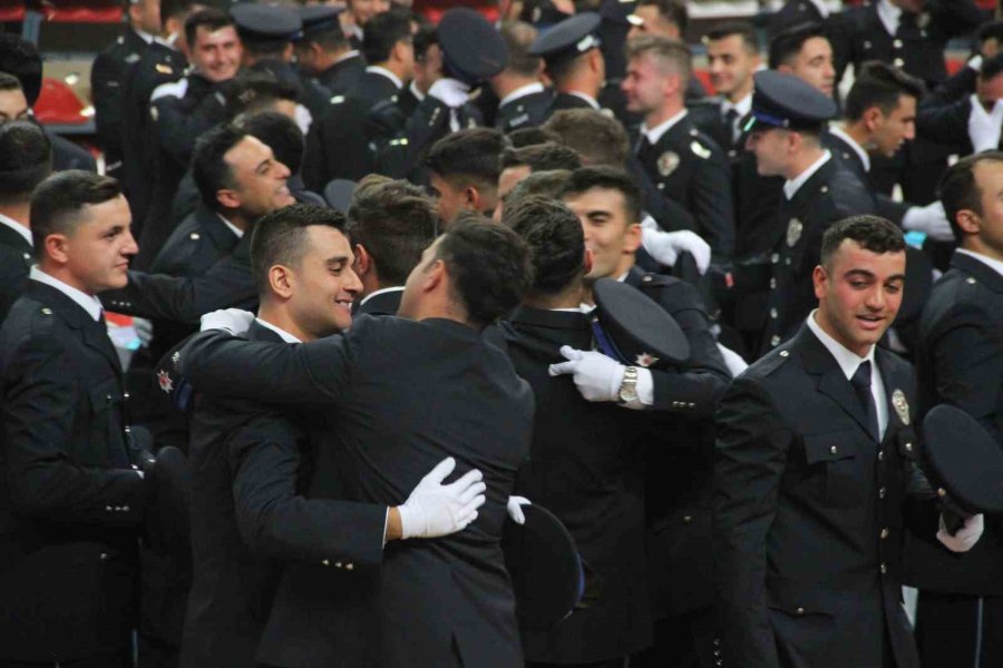 Karaman Pomem’de 373 Polis Adayı Mezun Oldu