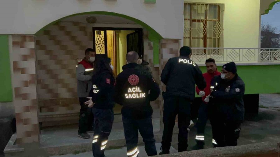 Haber Alınamayan Yaşlı Adam Evinde Ölü Bulundu