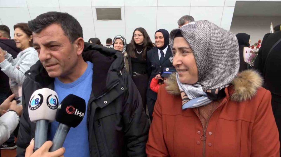 Abla Kardeş Hayallerindeki Polislik Mesleğine Aynı Sıralarda Kavuştu
