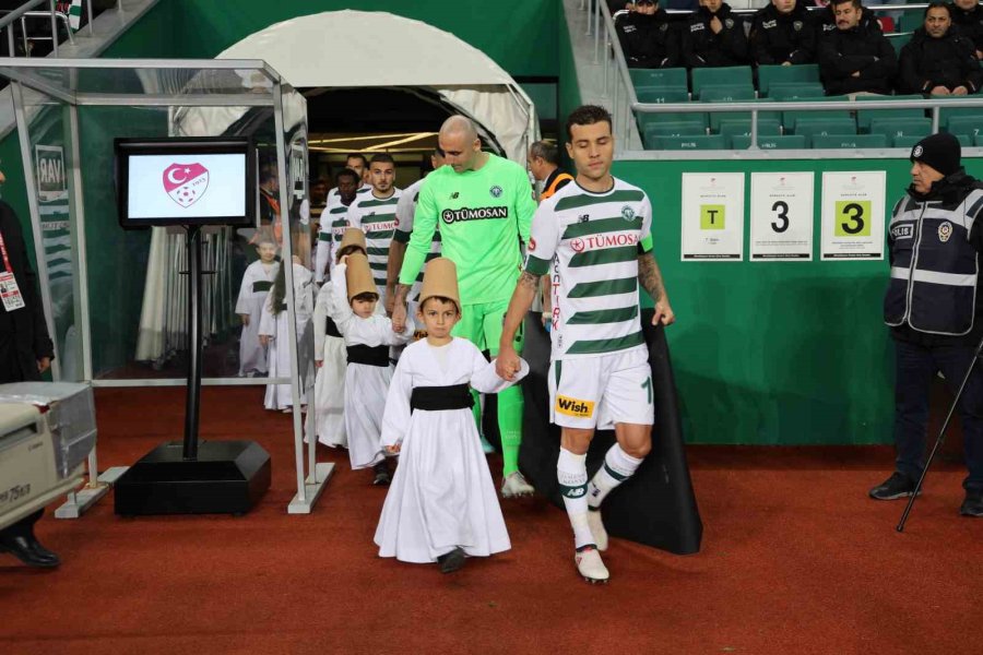 Trendyol Süper Lig: Konyaspor: 0 - Sivasspor: 1 (ilk Yarı)