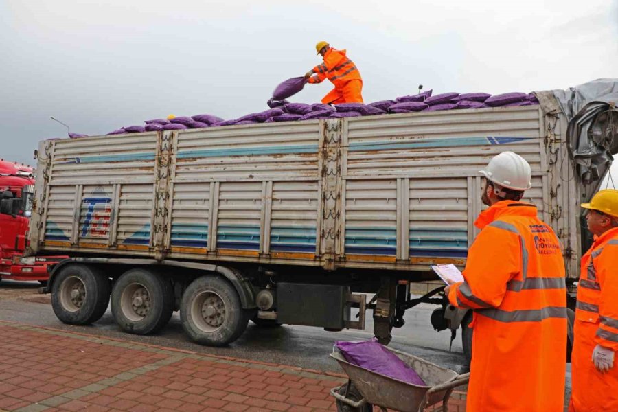 Denetime Takılan 535 Ton Kömür Antalya Dışına Çıkarıldı